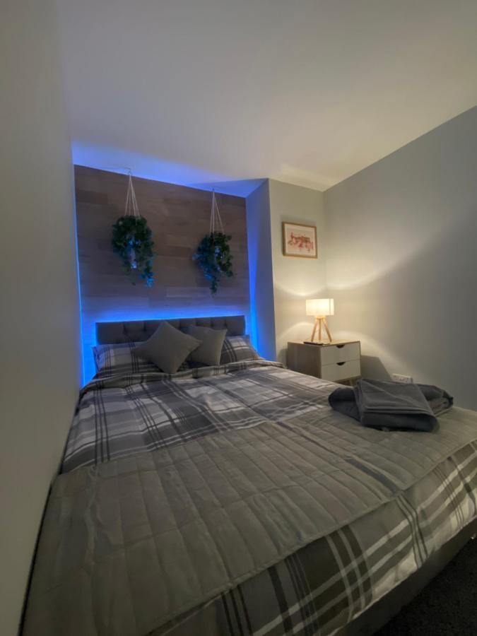 Shore Street Apartments إينفيرنيس المظهر الخارجي الصورة