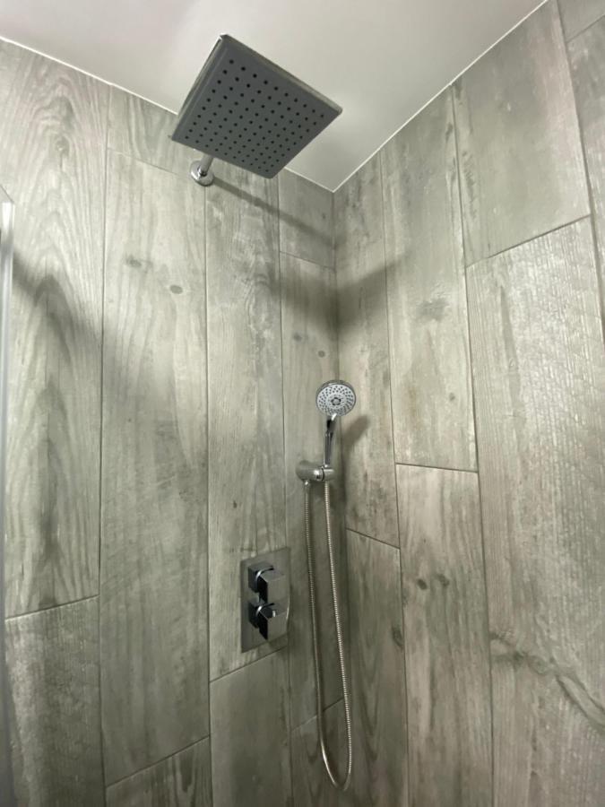 Shore Street Apartments إينفيرنيس المظهر الخارجي الصورة