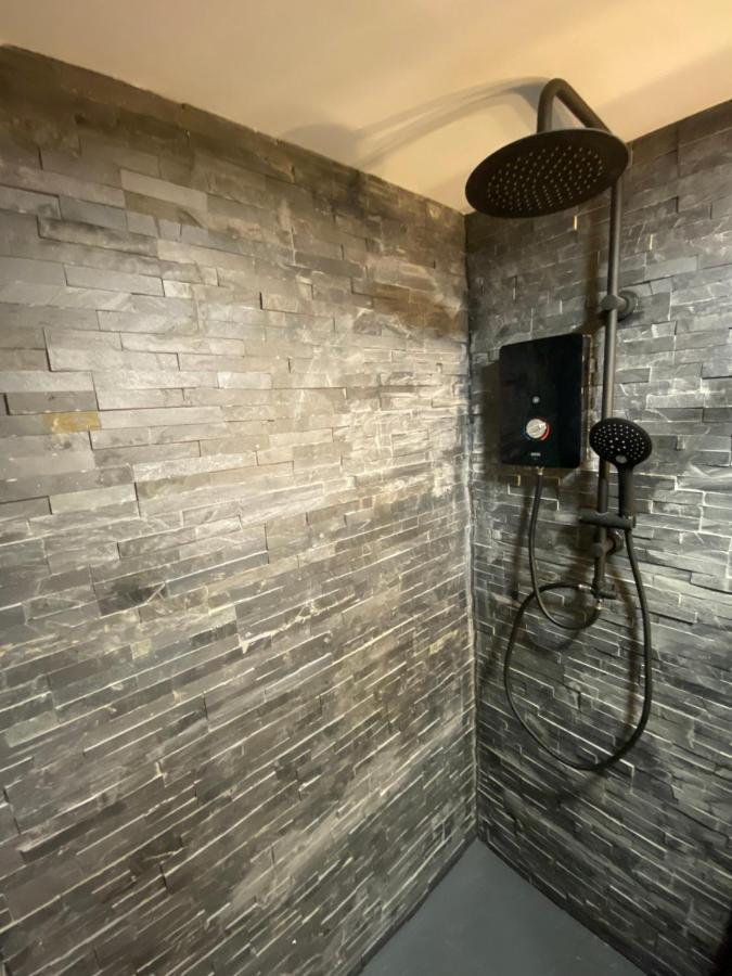 Shore Street Apartments إينفيرنيس المظهر الخارجي الصورة